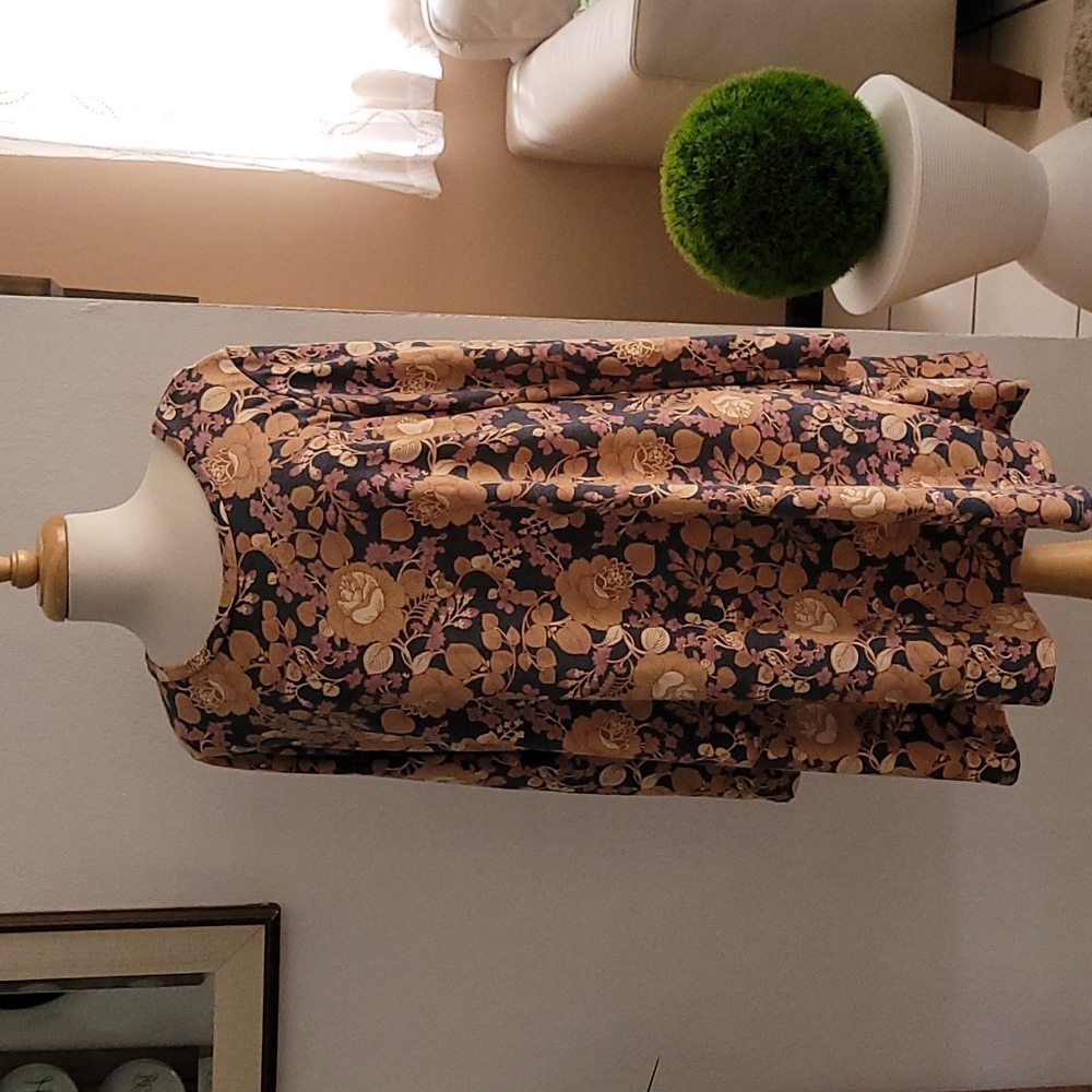 Flower plus dress